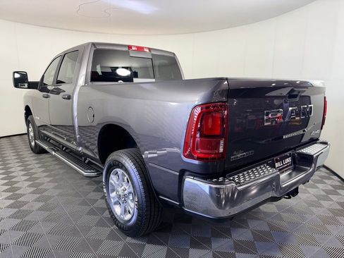 Used 2025 RAM 2500 Big Horn AWD/4WD image 8