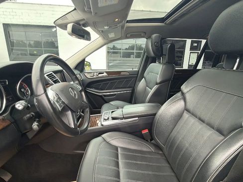 Used 2013 Mercedes-Benz GL 450 4MATIC image 18