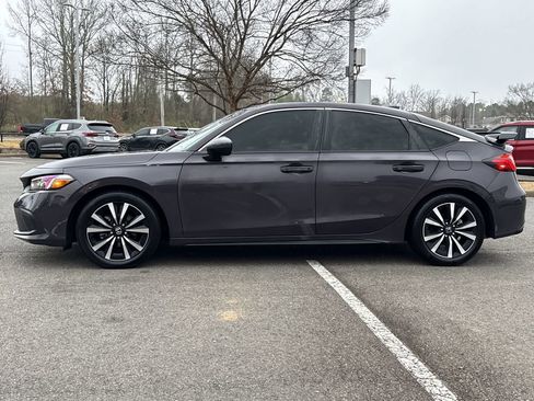 Used 2024 Honda Civic EX-L image 11