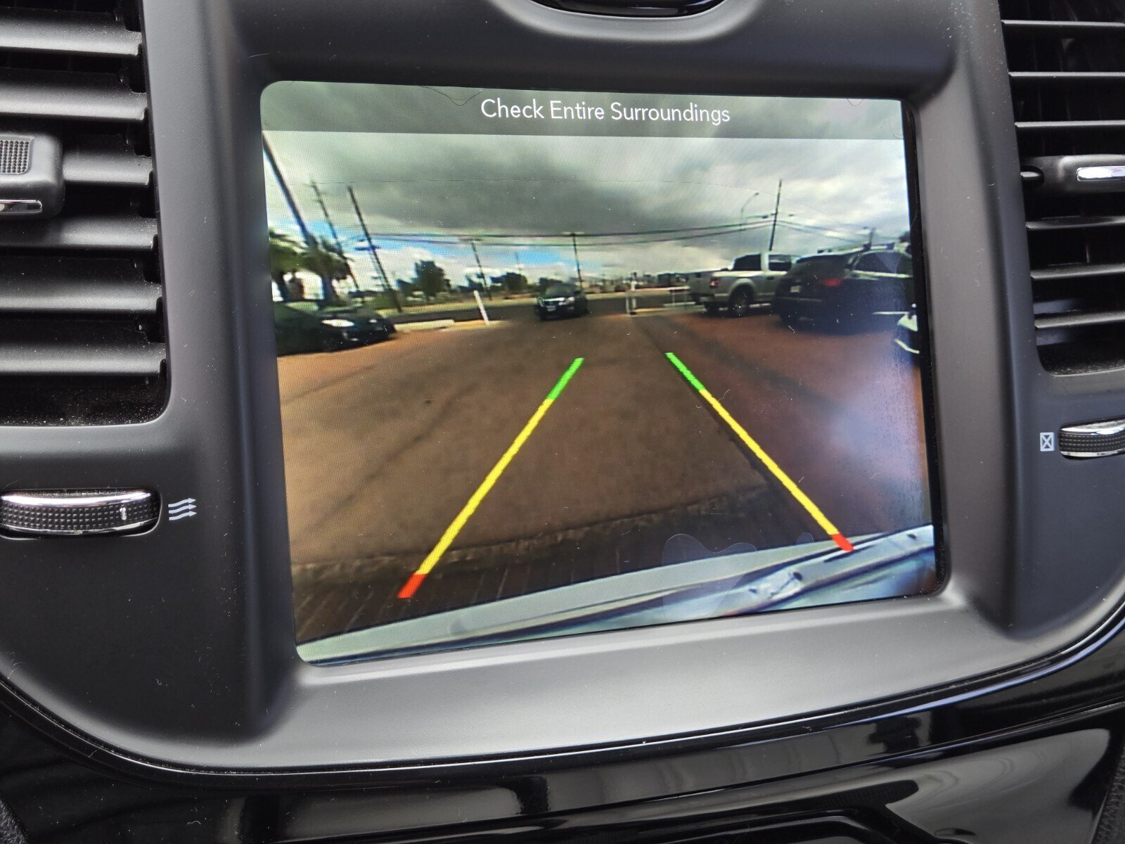Used 2017 Chrysler 300 S RWD image 18