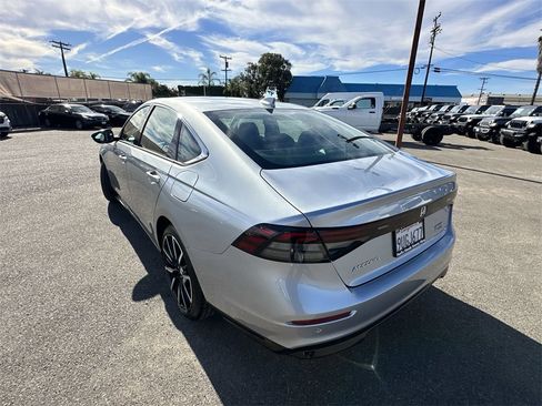 Used 2024 Honda Accord Touring image 32
