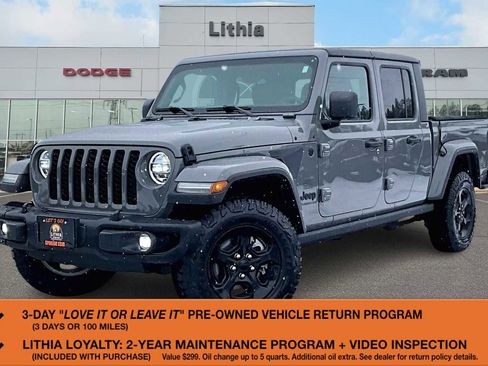 Used 2021 Jeep Gladiator Sport image 1