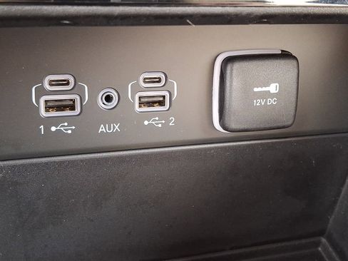 Certified 2023 Jeep Grand Cherokee Limited image 25