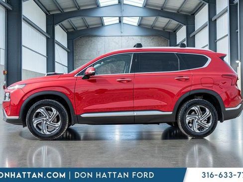 Used 2021 Hyundai Santa Fe SEL w/ Convenience + Premium Package image 2
