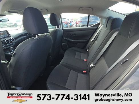 Used 2024 Nissan Sentra SV FWD image 28