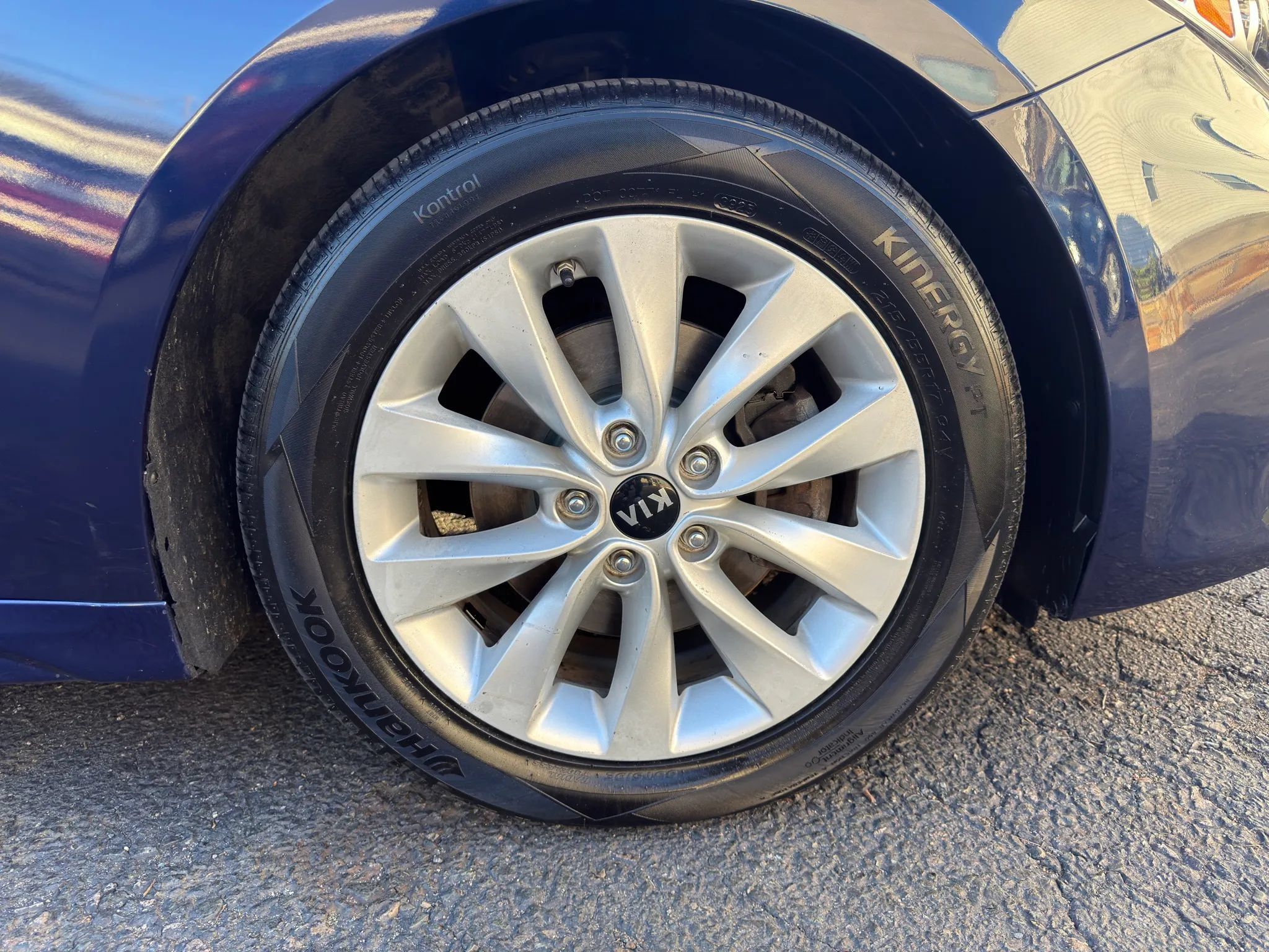 Used 2018 Kia Optima S w/ Panoramic Sunroof Package FWD image 9