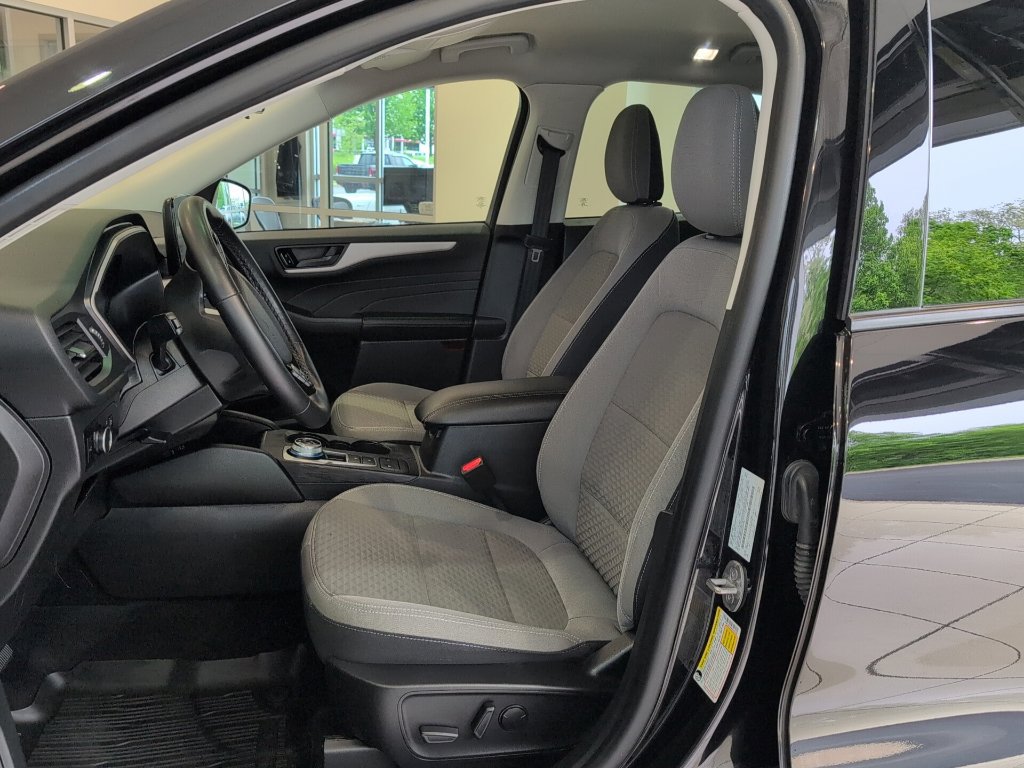 Used 2022 Ford Escape SE w/ Convenience Package AWD/4WD image 12