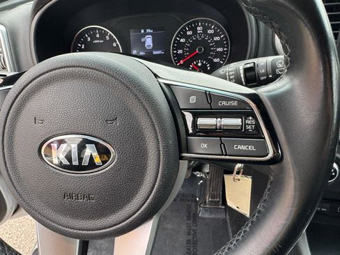Used 2021 Kia Sportage S image 28