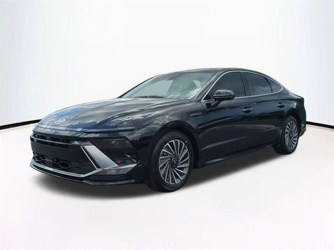 New 2026 Hyundai Sonata Limited FWD image 9