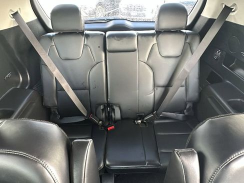 Used 2025 Kia Telluride S image 34