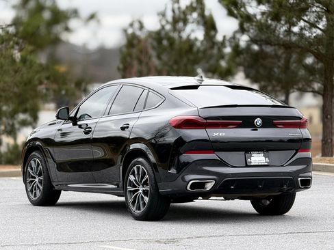 Used 2021 BMW X6 xDrive40i AWD/4WD image 9