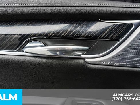 Used 2023 Cadillac XT6 Premium Luxury w/ Technology Package image 56