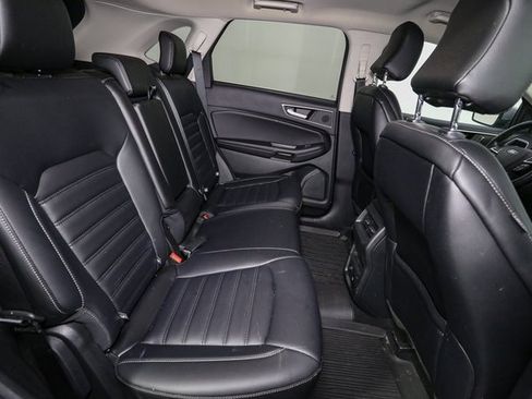 Used 2024 Ford Edge SEL w/ Convenience Package image 19