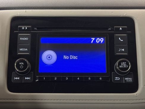Used 2022 Honda HR-V LX image 27