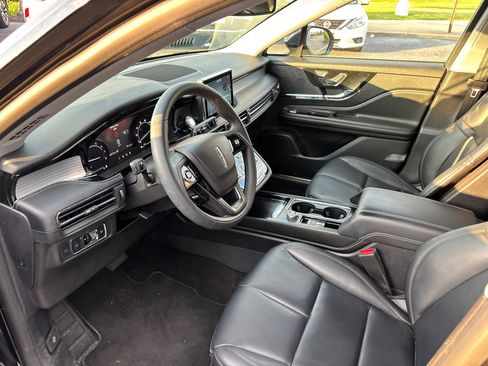 Certified 2022 Lincoln Corsair FWD image 24