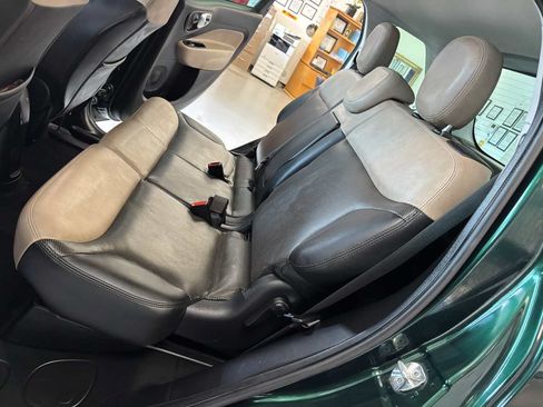 Used 2014 FIAT 500L Lounge FWD image 24