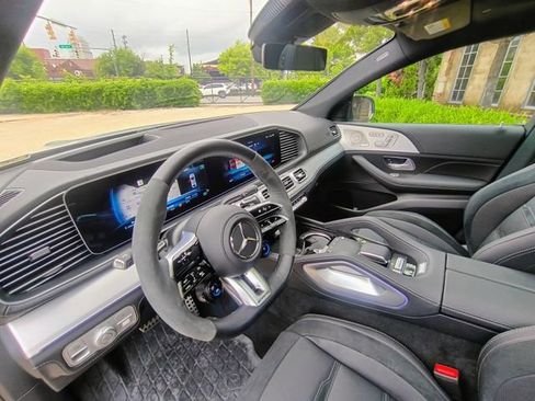 Used 2025 Mercedes-Benz GLE 53 AMG 4MATIC Coupe image 35