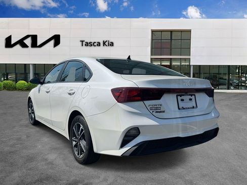 Used 2023 Kia Forte LXS image 6