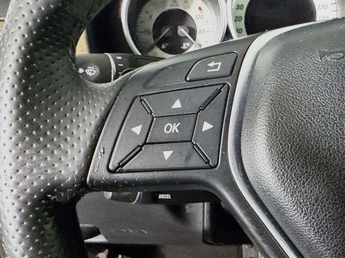 Used 2016 Mercedes-Benz E 350 Sedan image 14