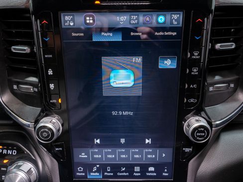 Used 2025 RAM 1500 Laramie image 20