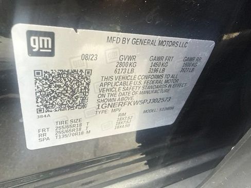 Used 2023 Chevrolet Traverse LS FWD image 12