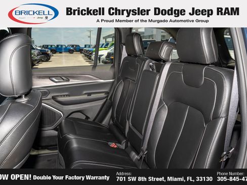 Used 2024 Jeep Grand Cherokee Limited 4xe AWD/4WD image 17