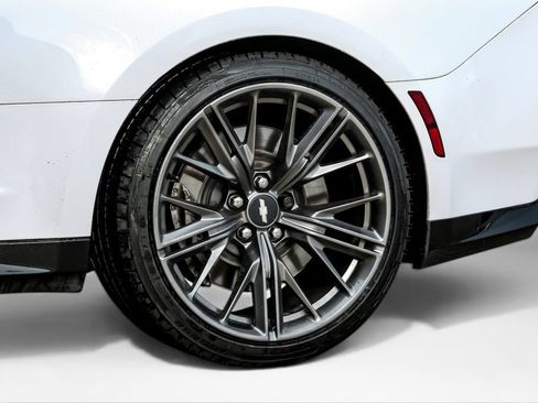 Used 2018 Chevrolet Camaro ZL1 RWD image 40