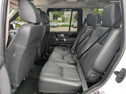 Used 2015 Land Rover LR4 HSE AWD/4WD image 29