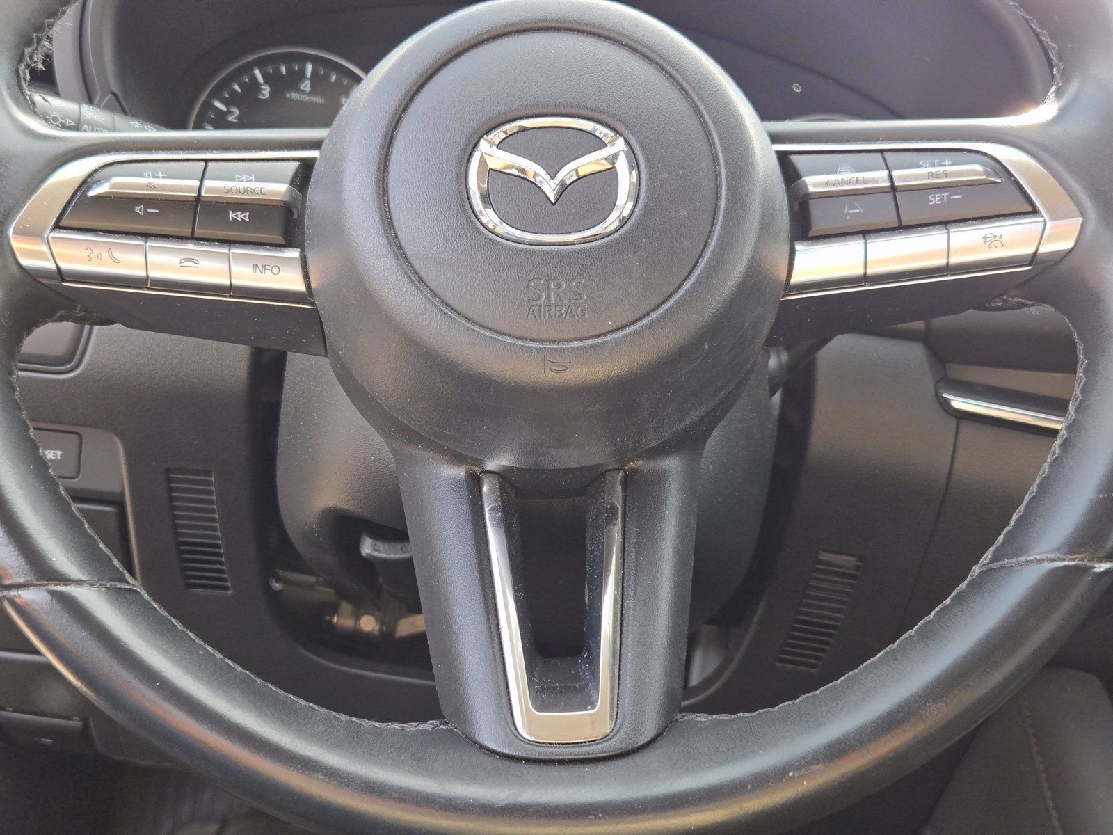 Used 2021 MAZDA MAZDA3 s FWD image 25