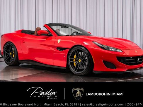 Used 2019 Ferrari Portofino image 1
