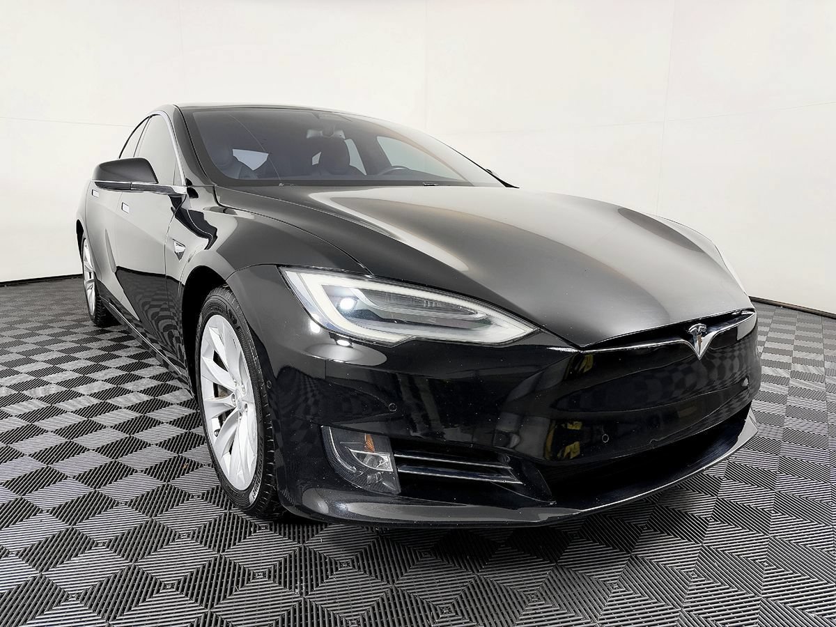 Used 2020 Tesla Model S Long Range Plus AWD/4WD image 5