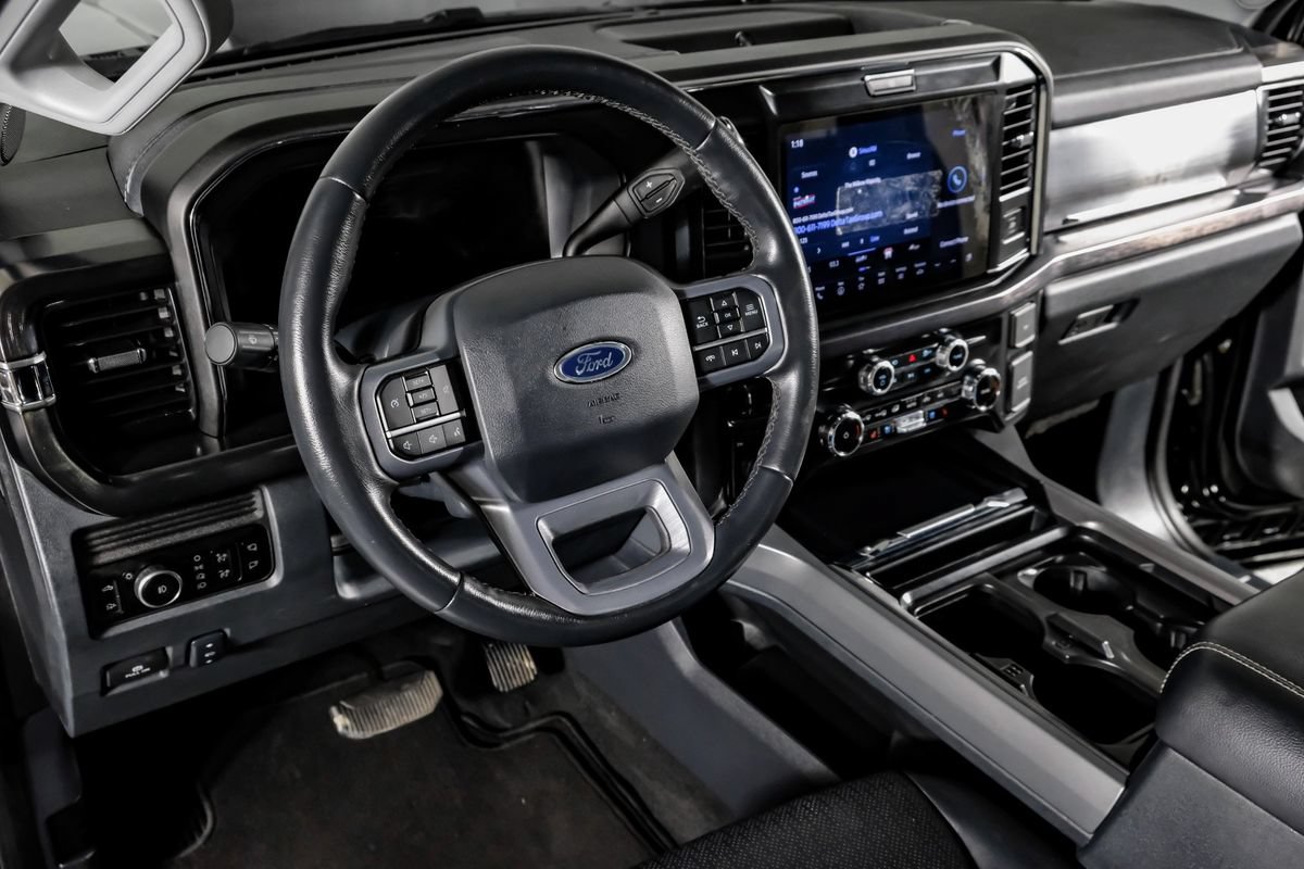 Used 2026 Ford F250 Lariat AWD/4WD image 16