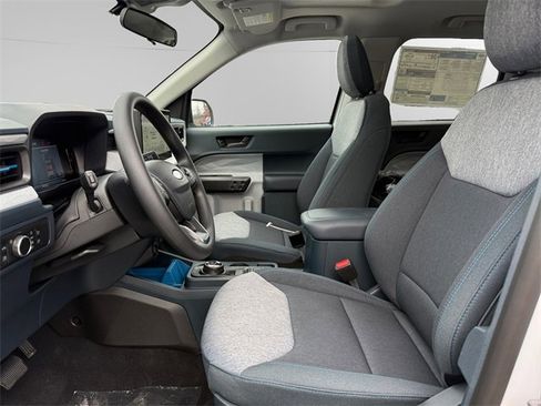 New 2025 Ford Maverick XLT image 9