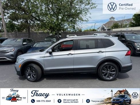 Used 2023 Volkswagen Tiguan SE w/ Panoramic Sunroof Package AWD/4WD image 5