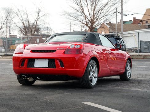 Used 2003 Toyota MR2 image 71
