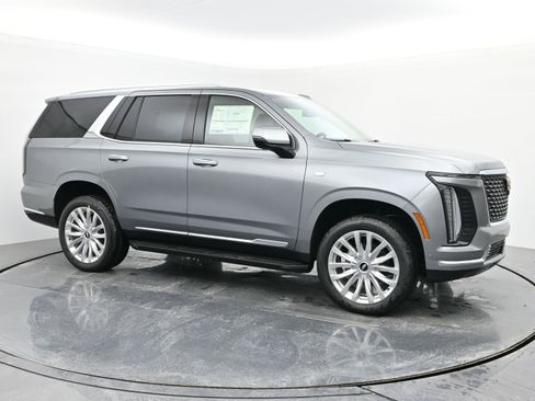 New 2026 Cadillac Escalade 4WD w/ LPO, Floor Liner Package image 7