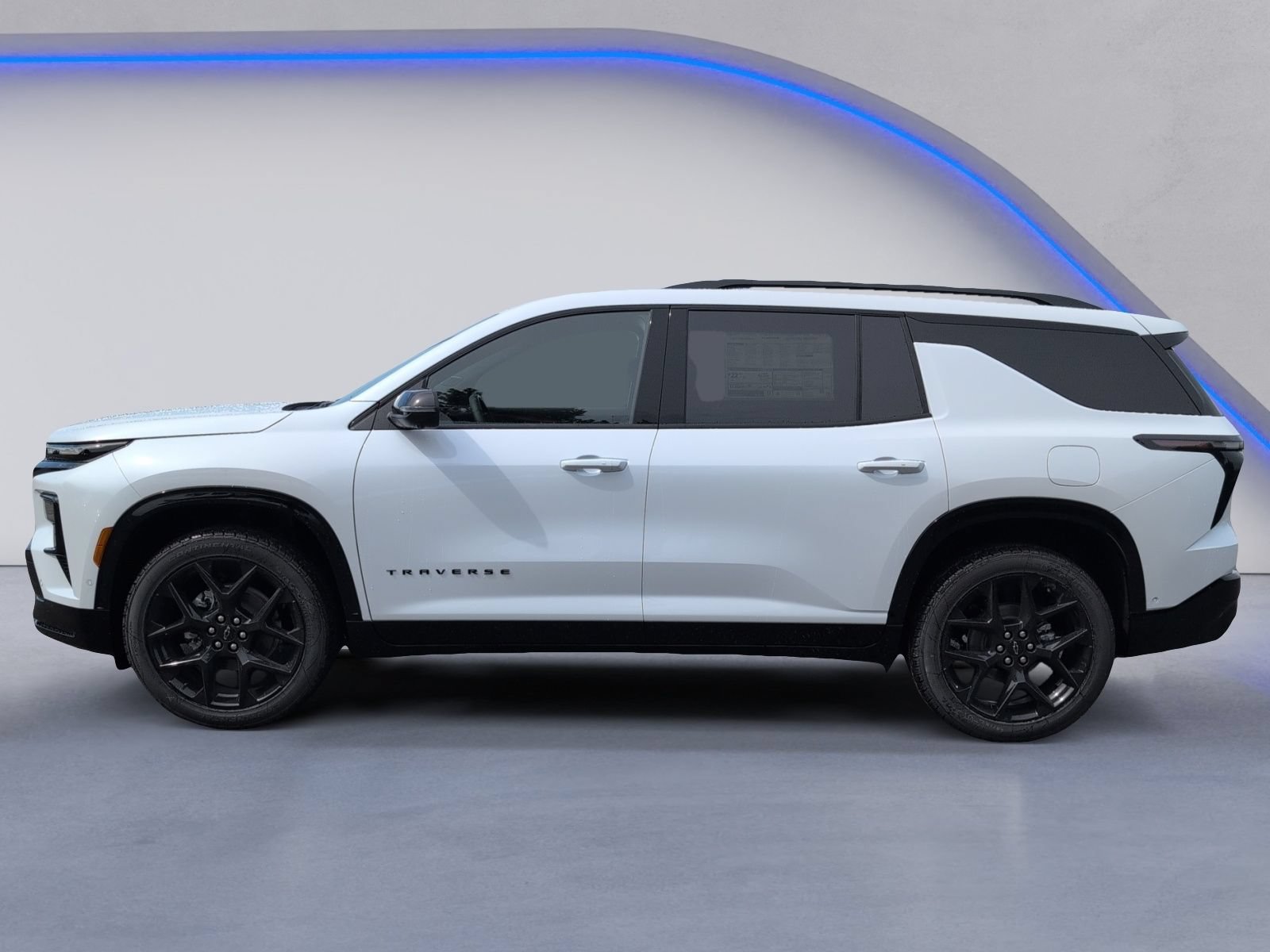 New 2026 Chevrolet Traverse RS w/ LPO, Floor Liner Package FWD image 5