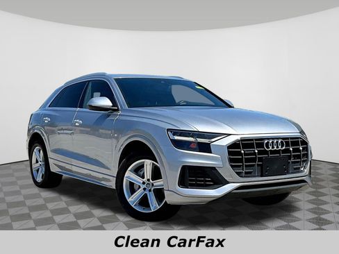 Used 2019 Audi Q8 Premium w/ Convenience Package AWD/4WD image 3