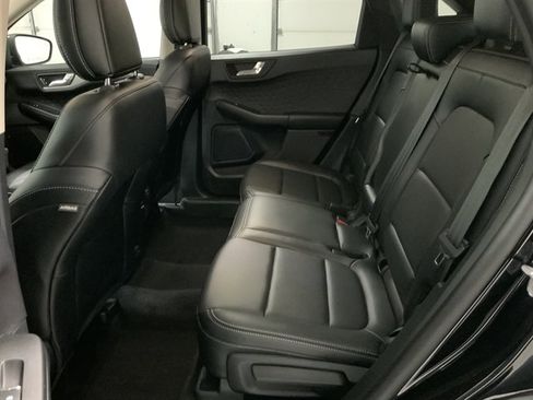 Used 2020 Ford Escape SEL image 17