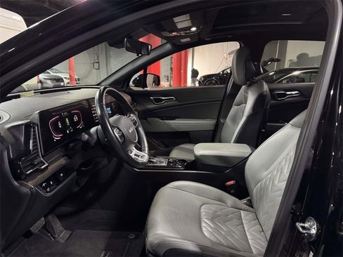 Used 2023 Kia Sportage X-Line w/ X-Line Premium Package image 16
