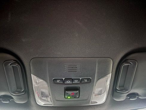 Used 2021 Toyota Corolla SE image 26