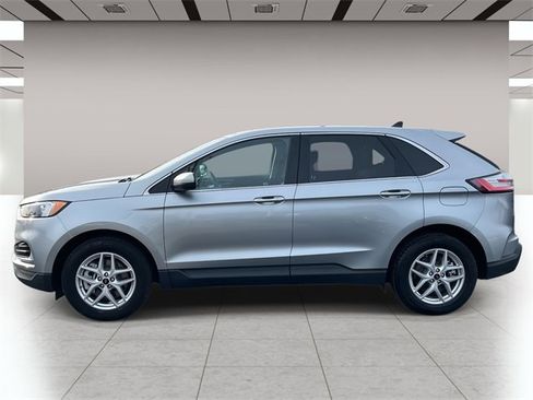 Used 2024 Ford Edge SEL image 7
