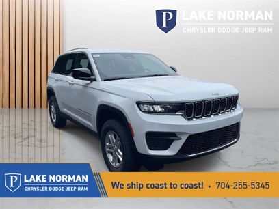 New 2025 Jeep Grand Cherokee Laredo w/ Luxury Tech Group I