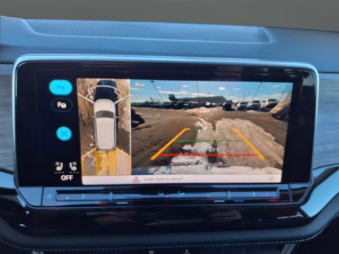 New 2026 Volkswagen Atlas SEL Premium R-Line image 30