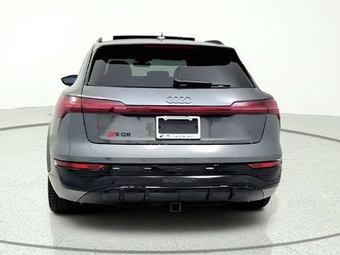 Used 2024 Audi Q8 e-tron Prestige AWD/4WD image 7