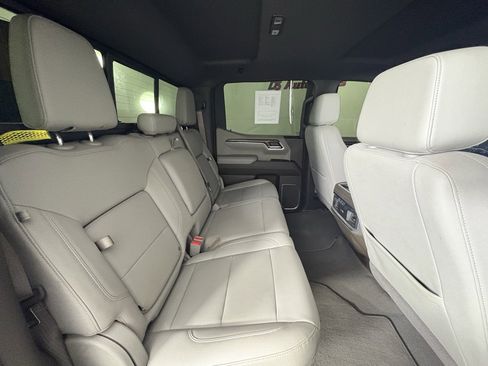 Used 2024 GMC Sierra 1500 SLT w/ SLT Premium Plus Package image 46