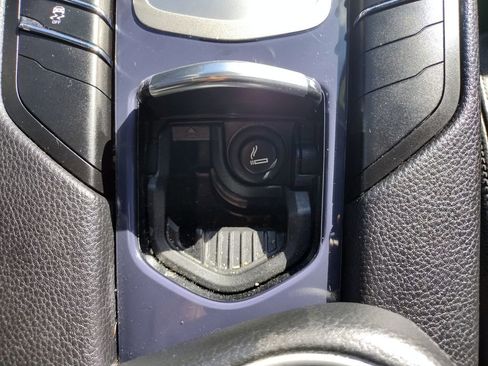 Used 2012 Porsche Panamera 4 w/ Premium Pkg Plus image 32