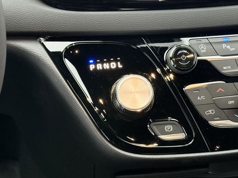 New 2026 Chrysler Voyager LX image 15