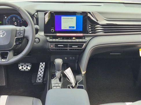 New 2026 Toyota Camry SE FWD image 12