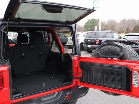 Used 2021 Jeep Wrangler Unlimited Rubicon w/ LED Lighting Group image 8